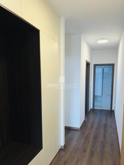 Na prenájom: Moderný 4-izbový byt v centre Galanty – Park House